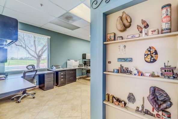 7118 W Frier Dr, Glendale, AZ 85303